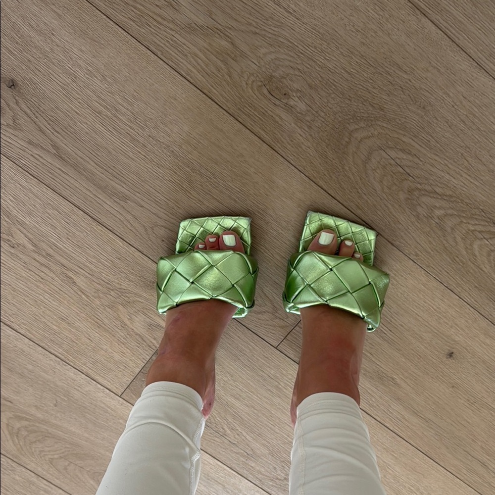 Bottega Veneta Green Metallic Heels